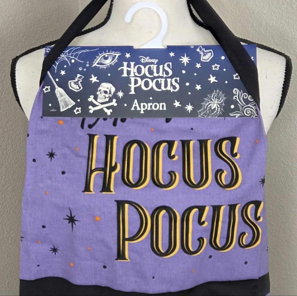Disney Hocus Pocus Purple Halloween Witch Kitchen Apron